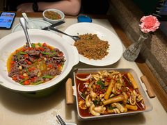 -佬麻雀·新湘菜(东方宝泰店)
