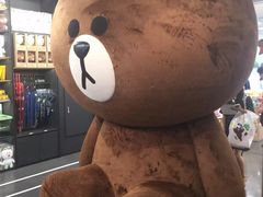 -LINE FRIENDS Garosu-gil Flagship Store