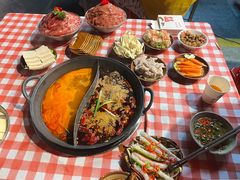 -赵美丽·重庆社区火锅·直营店(火车东站·中豪国际店)