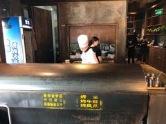 -巴厘龙虾·榜首油焖大虾(音乐学院·沿江酒馆店)