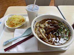 -好一家牛肉粉(山东路家乐福店)
