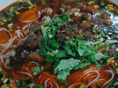 -刘二姐肥肠米粉(总店)