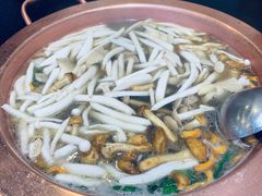 -黔阿牛菌汤牛肉粉全牛火锅(喷水池店)