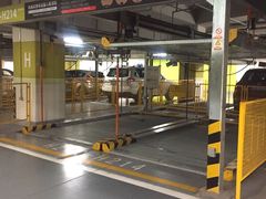 -BFC外滩金融中心停车场