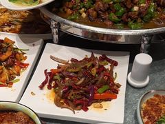 -天山集市(和家乐广场店)