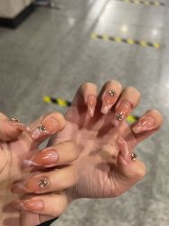 -FANS美甲美睫