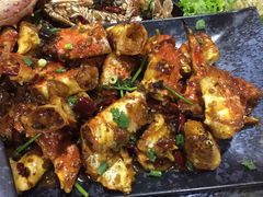 -老东镇啤酒屋海鲜加工·蒸汽海鲜·海鲜烧烤(台东店)