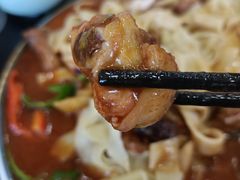 -撒拉人家.酸菜牦牛肉火锅