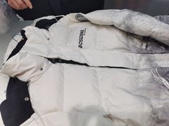 -福奈特洗衣洗鞋(博山路旭辉店)