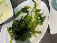-南京金牛湖巨碗鱼头