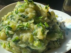 -东口码头·烧鸽子·鱼头泡饼·地方菜(金鹰悦城店)