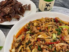 -江湖黑大兔(杨家坪店)