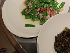 -吴越荣记苏州菜·松鼠桂鱼100%活鱼现做(斜塘老街店)