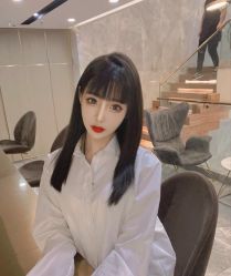 -变画·发型STUDIO