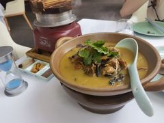 小鸡炖榛蘑-止观小馆·辽河口渔家菜(王府井店)