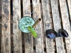 -乌托邦酒吧和餐厅