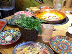 -洱火云南酸菜牛肉火锅(石景山当代商城店)