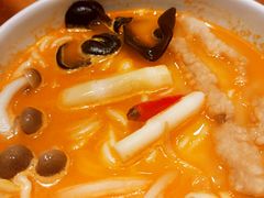 金汤酥肉酸辣米线-云海肴·汽锅鸡·云南菜(苏州中心店)
