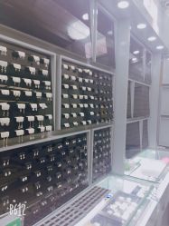 点击看大图 -Wisezone唯点穿耳打耳洞专业国际连锁品牌