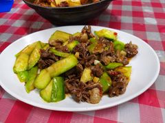 丝瓜炒鸡胗-黎记大排档(慈云路店)