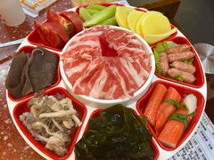 -赵美丽·重庆社区火锅·直营店(火车东站·中豪国际店)