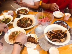 -好吃街美食城(八一广场店)