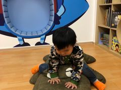 -小门牙好性格托育(北外滩中心)