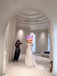 -LaMousse婚纱买手店