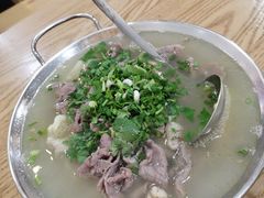 -杨三孃跷脚牛肉(美洲花园店)