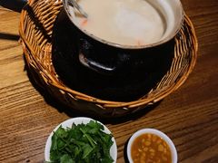 鲜虾粥-潮中人·潮州菜(益乐路店)
