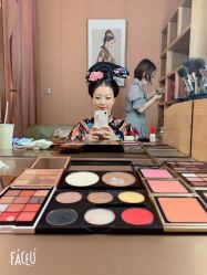 点击看大图 -盘子女人坊古装写真摄影(南京总店)