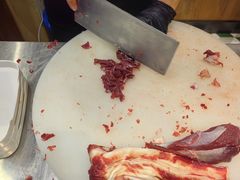 -天成·潮州牛肉脆肉鱼生蚝自助火锅