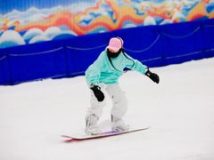 -乔波室内滑雪场