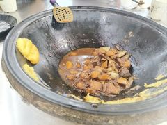 -粘豆包柴火铁锅炖