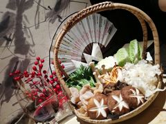 -余欢领鲜火锅(新街口店)
