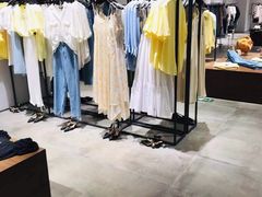 -URBAN REVIVO(北京大兴凯德MALL店)