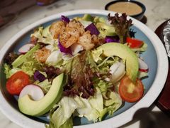 牛油果大虾沙拉-JUKEBOX玖部音乐餐厅(华侨城店)