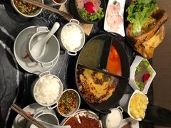 -热火朝天鲜切牛肉火锅(南强街巷店)