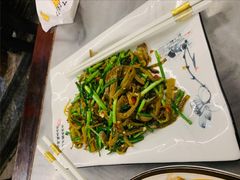 -蔼若春.传承三十年云南菜(金碧公园店)