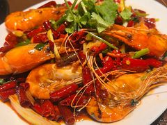 -曼听小寨海鲜烧烤·大连辣炒大王(盖州街店)