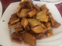 -溢心园香河肉饼总店