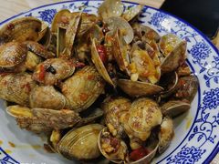 -江城燕子大排档(江汉路步行街店)