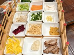 -香麒园·过桥米线·南湖雅宴