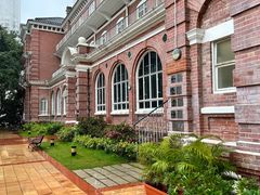 -香港大学