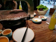 -明洞阿姨·韩式酱蟹烤肉·创意料理(三元桥店)