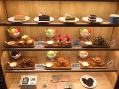 -猫的天空之城概念书店(杭州南宋御街店)