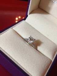 -威德钻石-克拉钻大本营(南京东路店)