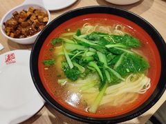 鸡骨酱面-泰煌鸡·上海白斩鸡·鸡汤面(万航店)