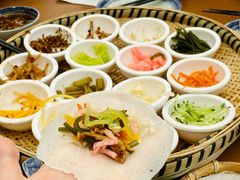 -包整·丝娃娃(一览甲秀楼风景店)