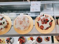 -花花卷卷·鲜食蛋糕(静安久光百货店)